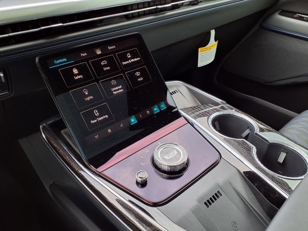 2026 Cadillac ESCALADE IQ Sport