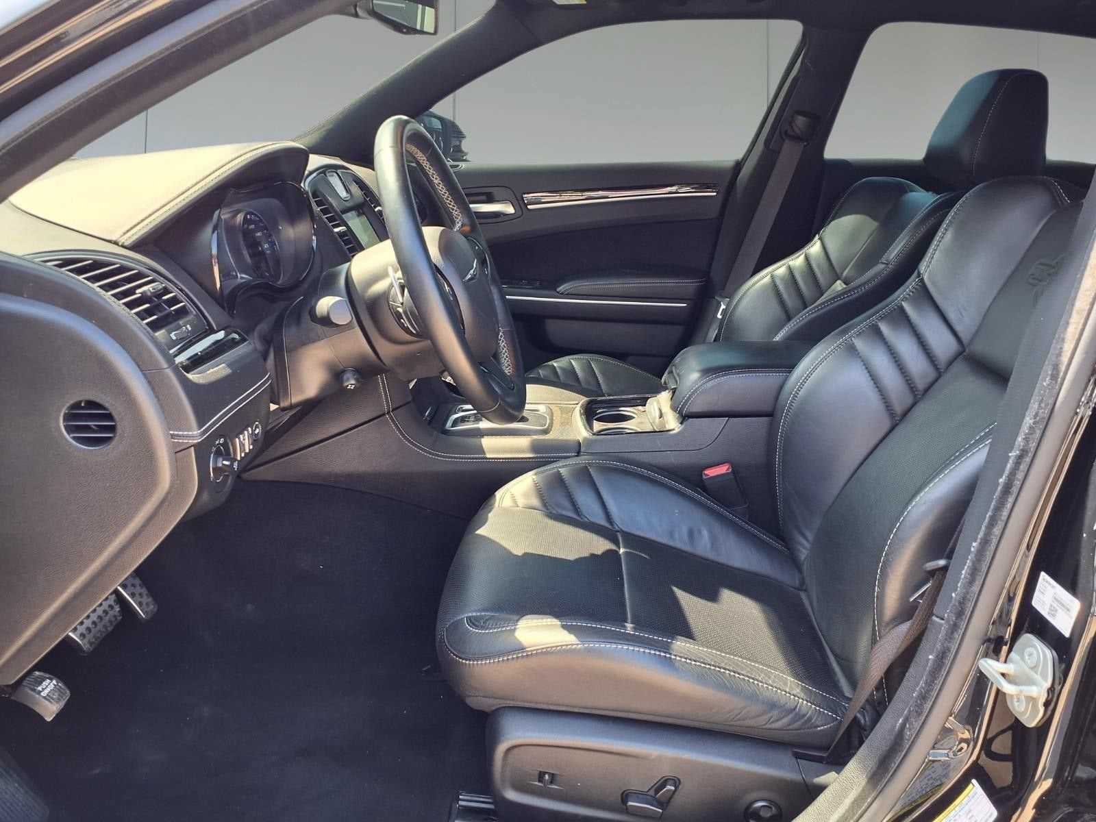 2023 Chrysler 300 300C