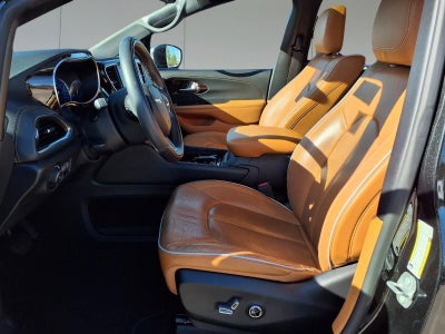 2022 Chrysler Pacifica Hybrid Pinnacle
