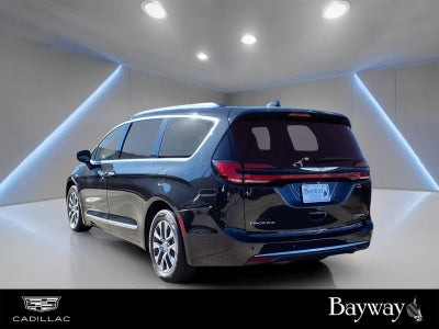 2022 Chrysler Pacifica Hybrid Pinnacle
