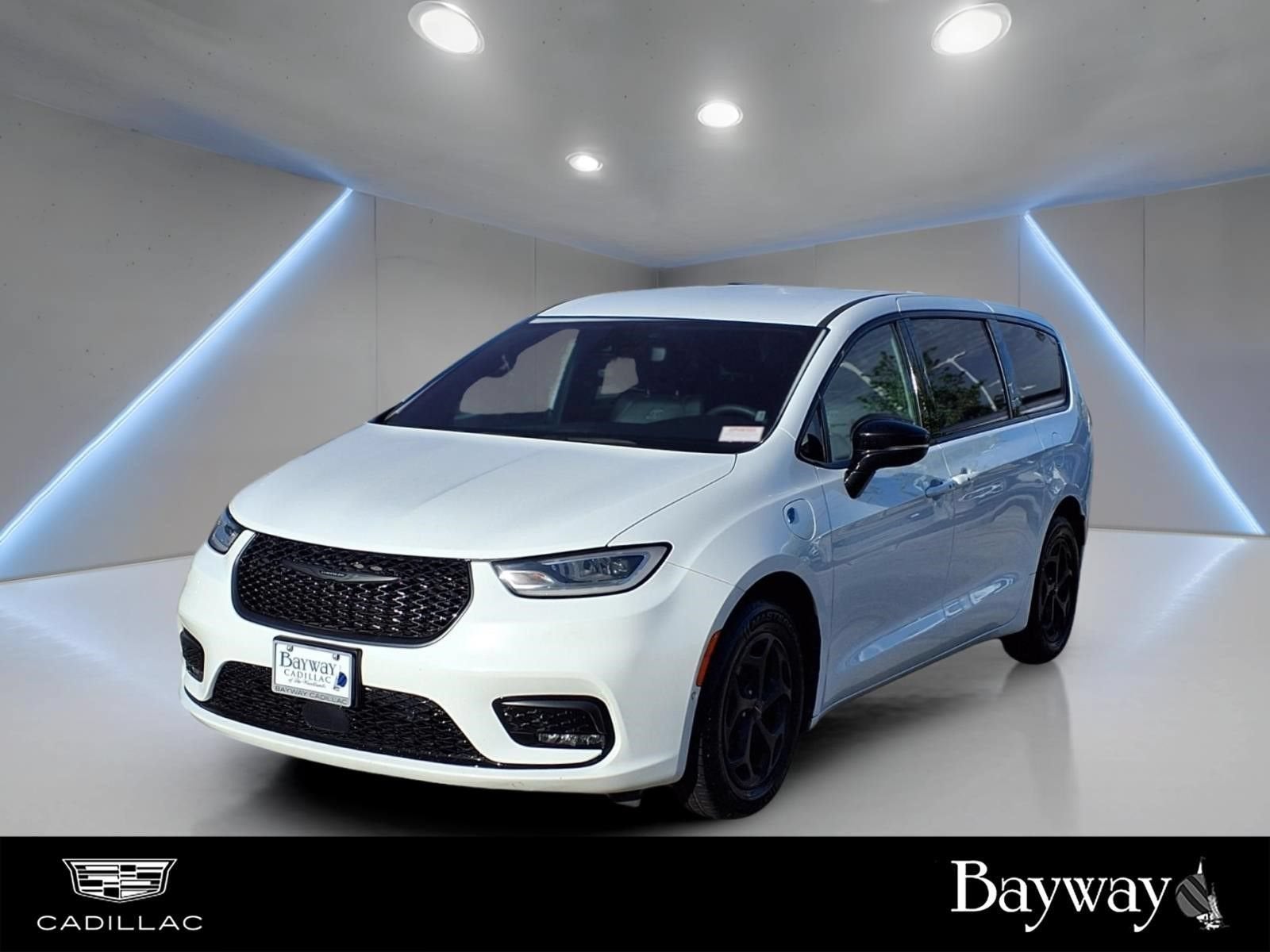 2024 Chrysler Pacifica Hybrid S Appearance Pkg