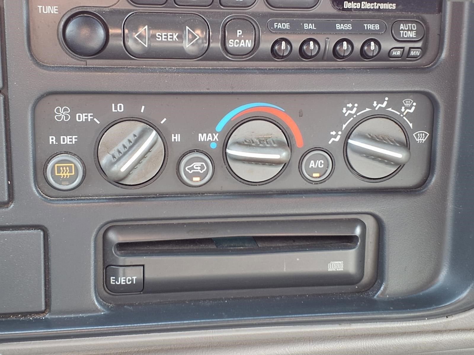 1997 Chevrolet Suburban NA