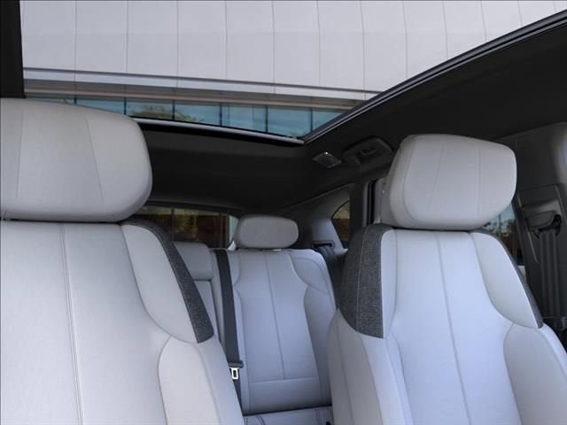 2026 Cadillac OPTIQ Luxury - Photo 24