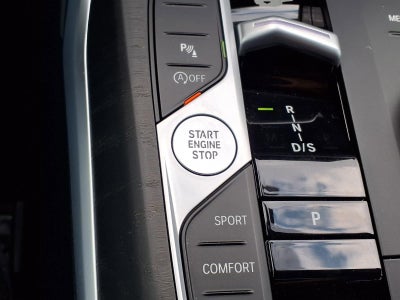 2024 BMW 3 Series 330i