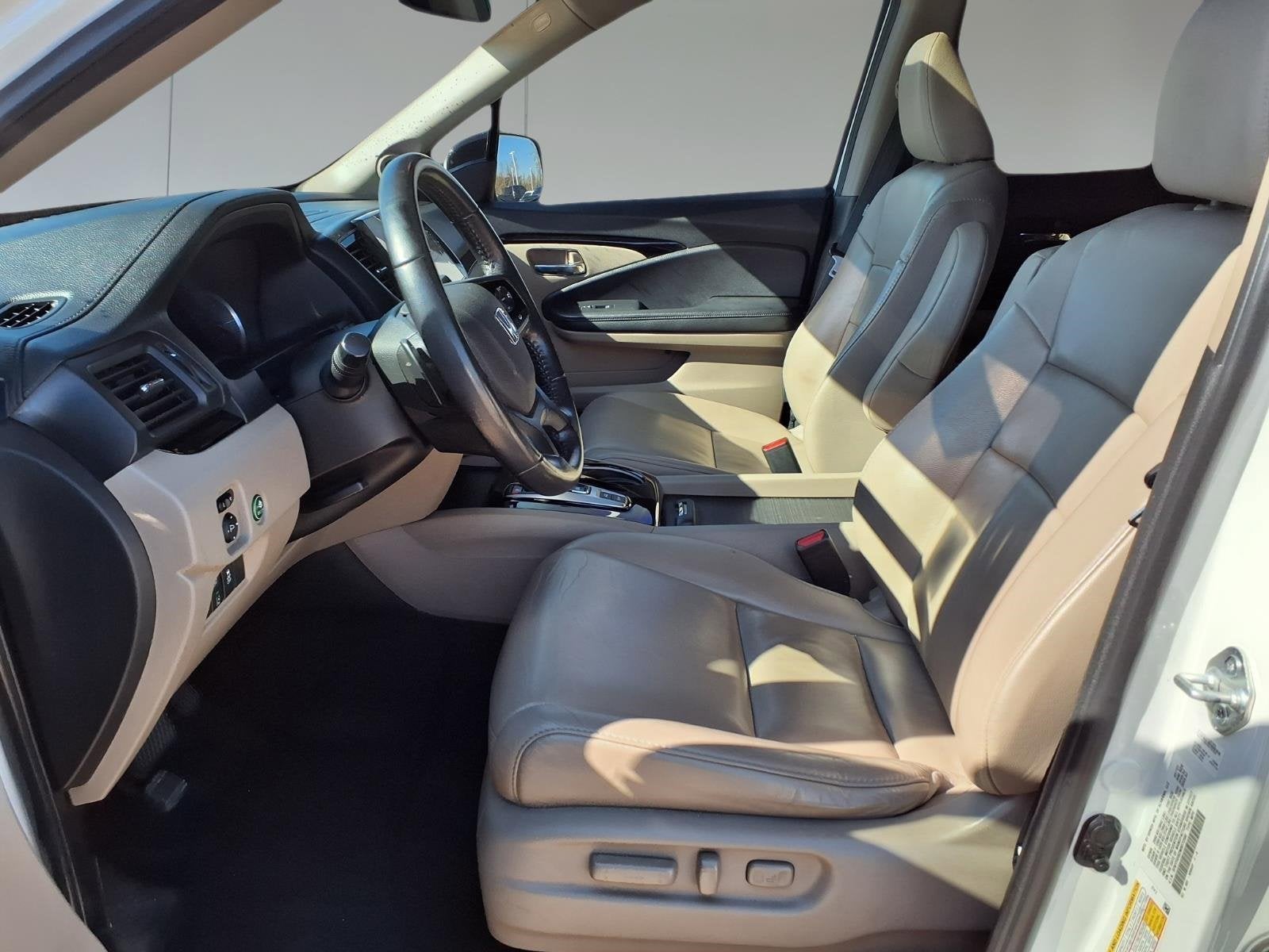 2021 Honda Pilot Touring 8-Passenger