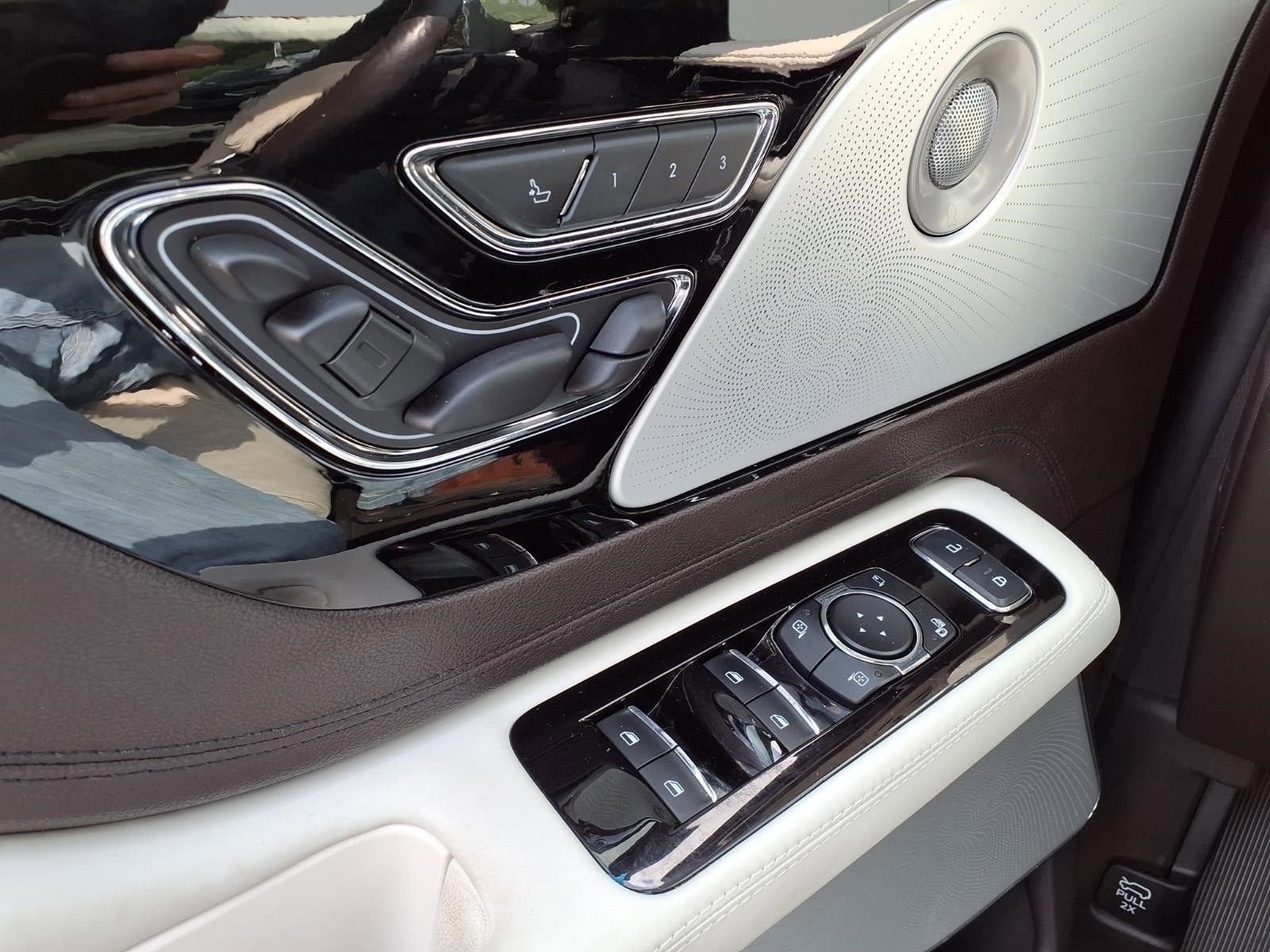 2023 Lincoln Aviator Black Label