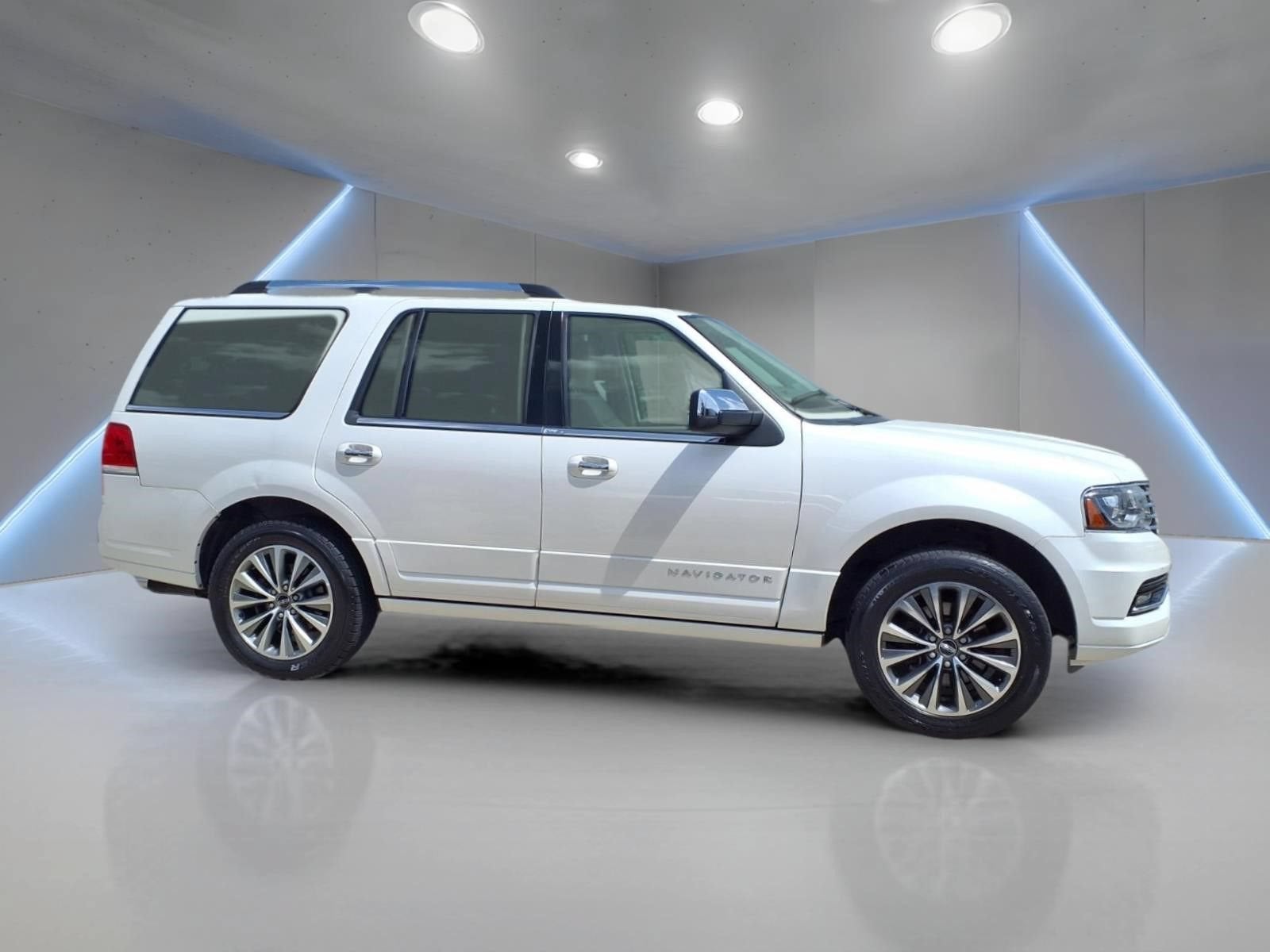 2017 Lincoln Navigator Select