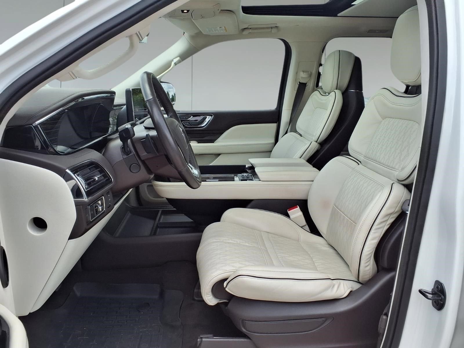 2023 Lincoln Navigator Black Label