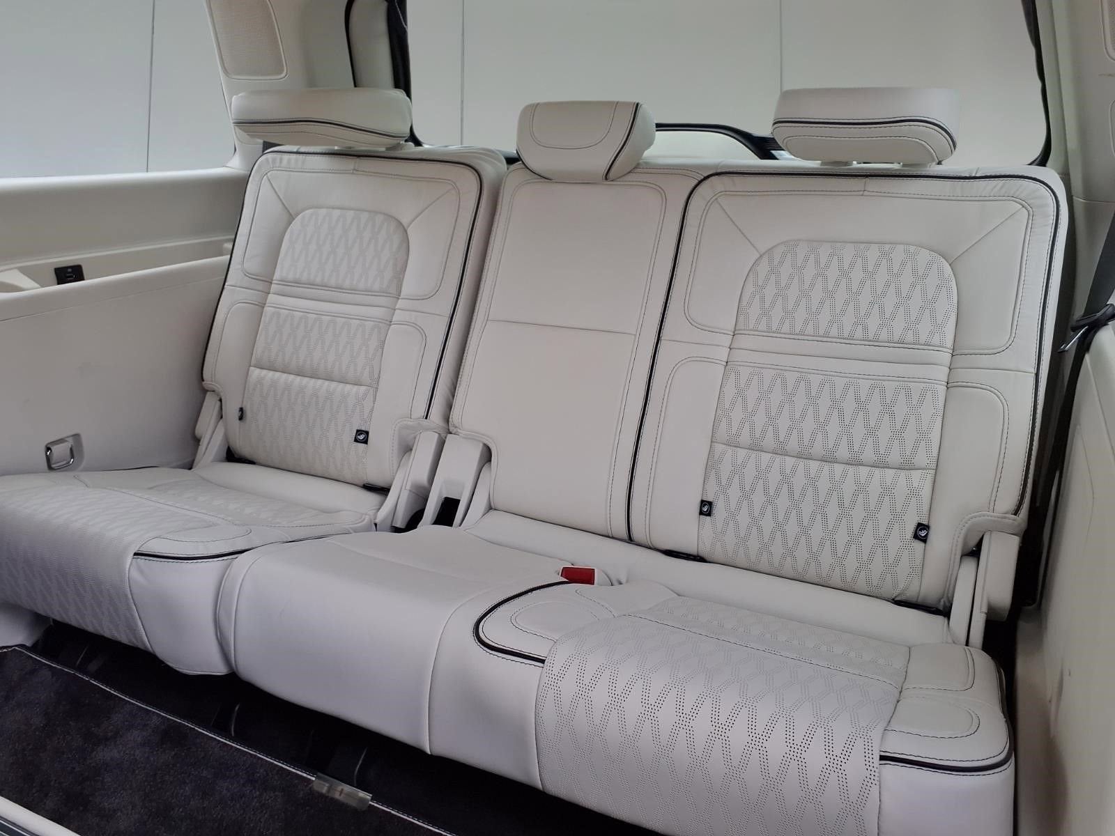 2023 Lincoln Navigator Black Label