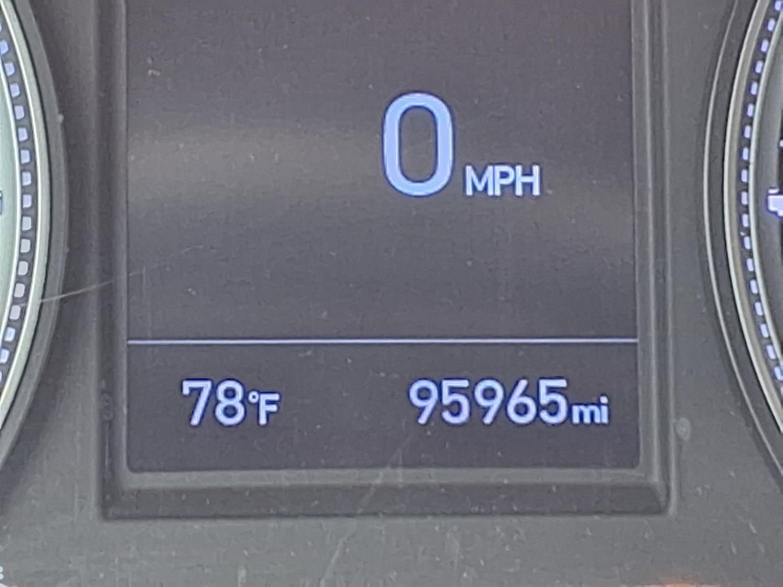 2020 Hyundai Santa Fe SE