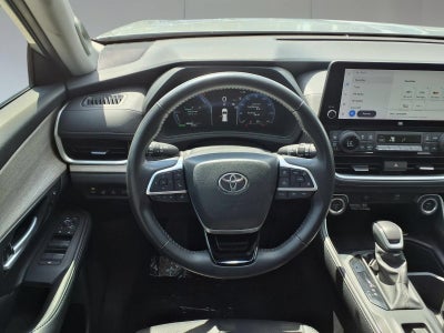 2024 Toyota Grand Highlander Hybrid XLE