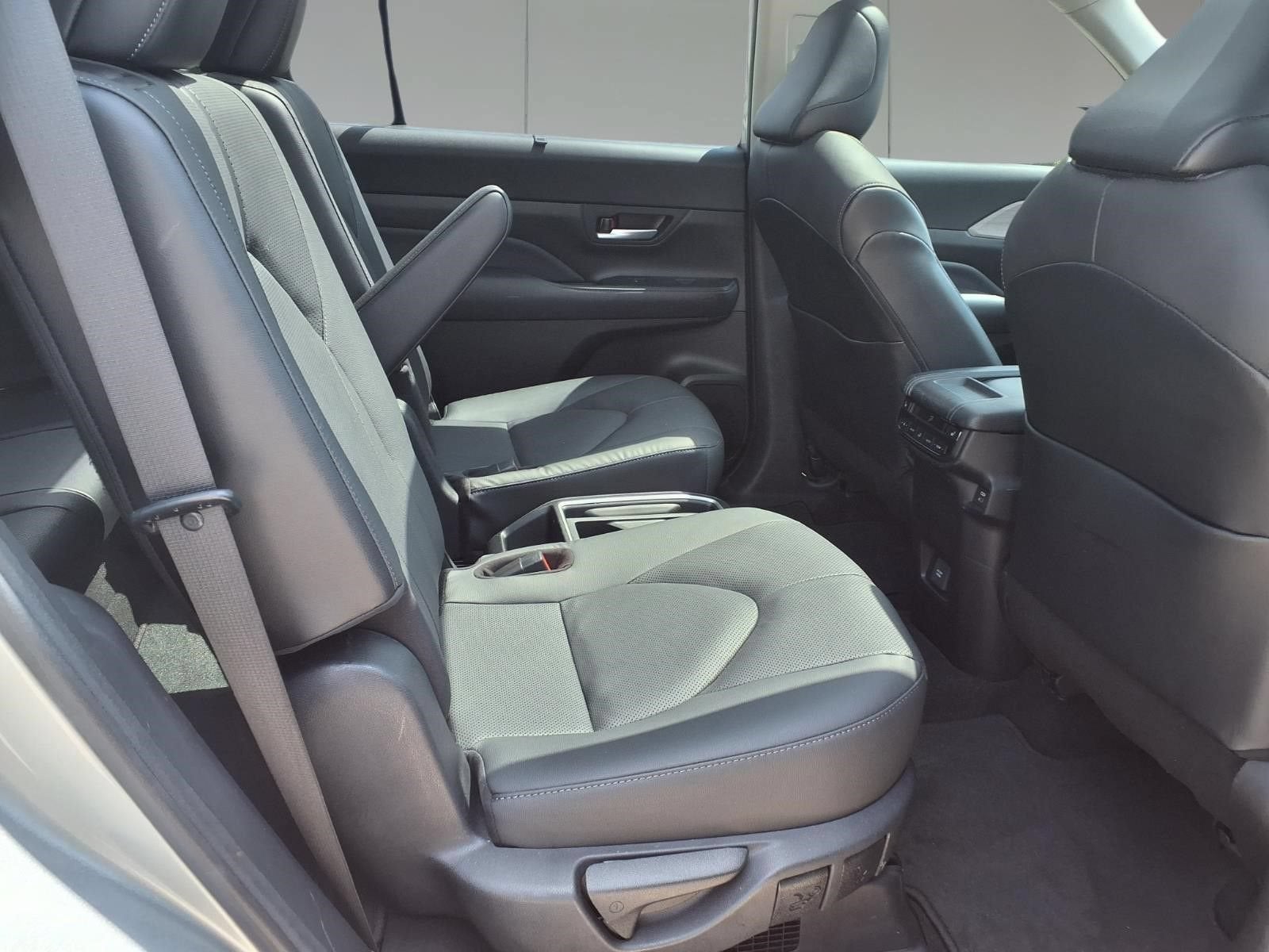 2024 Toyota Grand Highlander Hybrid XLE