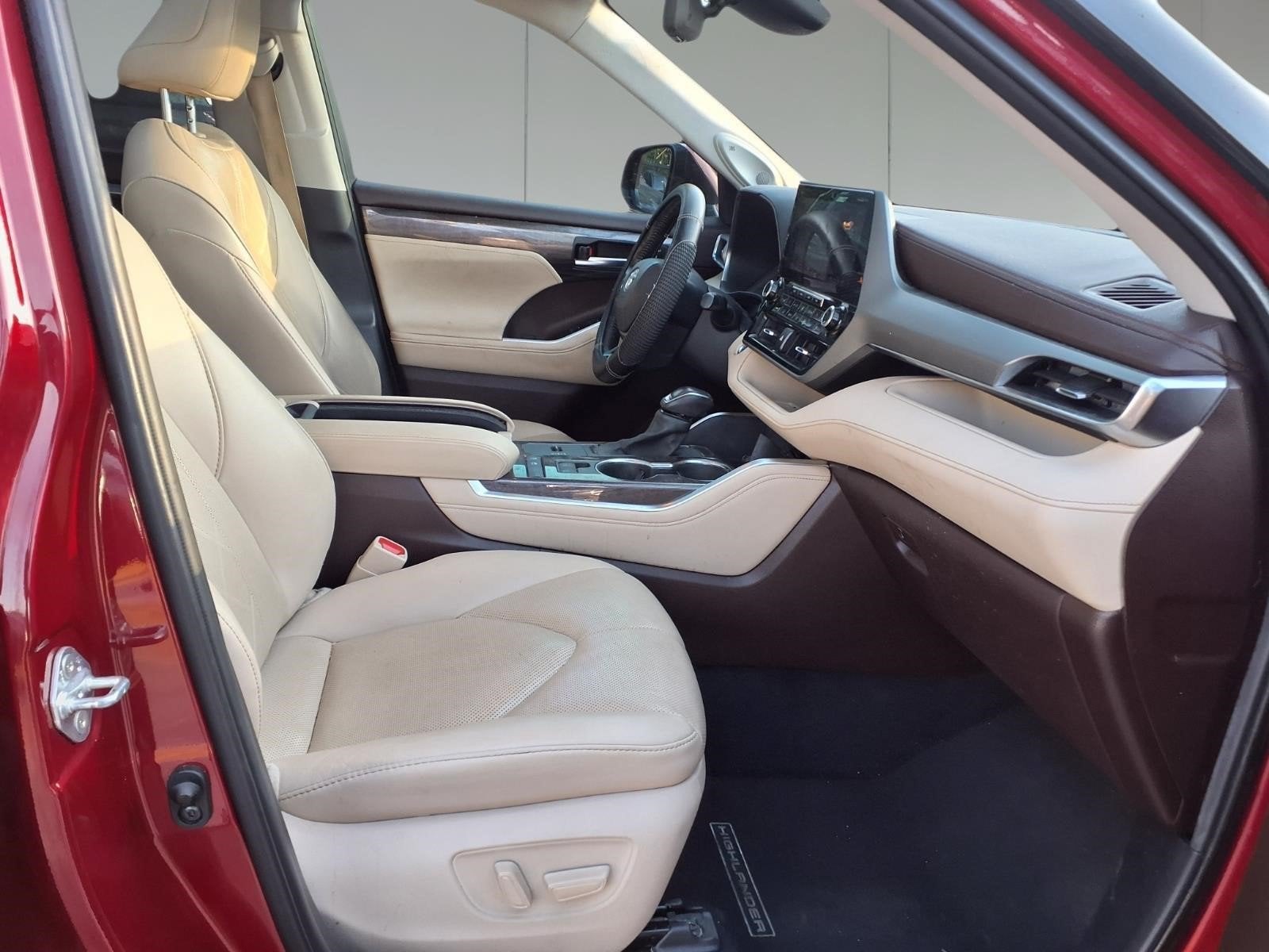 2020 Toyota Highlander Hybrid Platinum