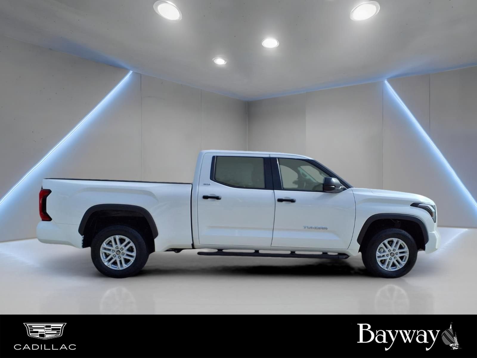 2022 Toyota Tundra 4WD SR5