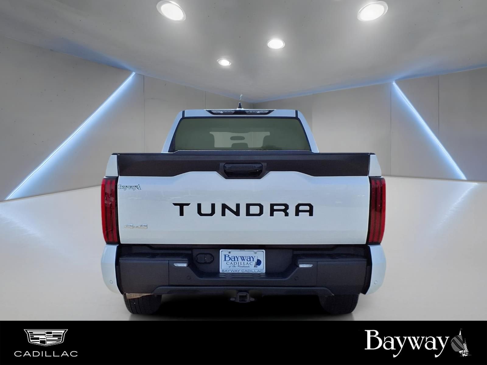2022 Toyota Tundra 4WD SR5