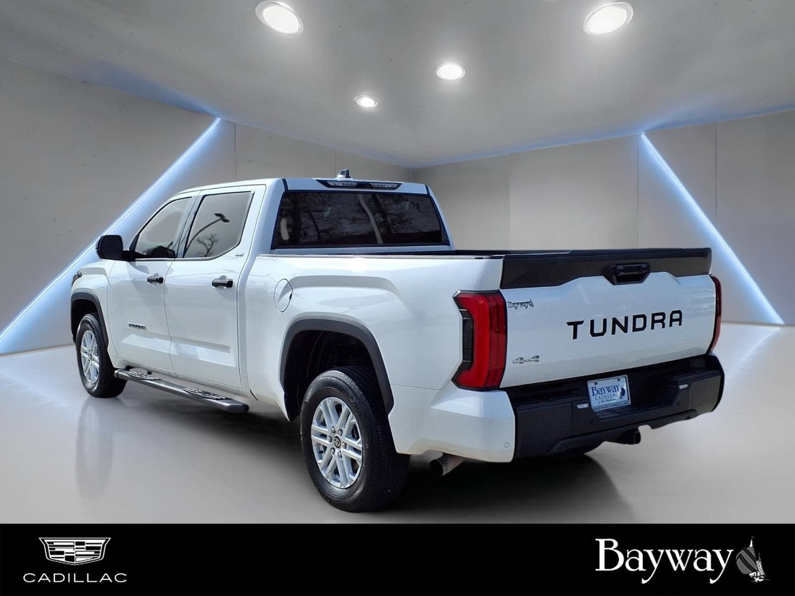 2022 Toyota Tundra 4WD SR5