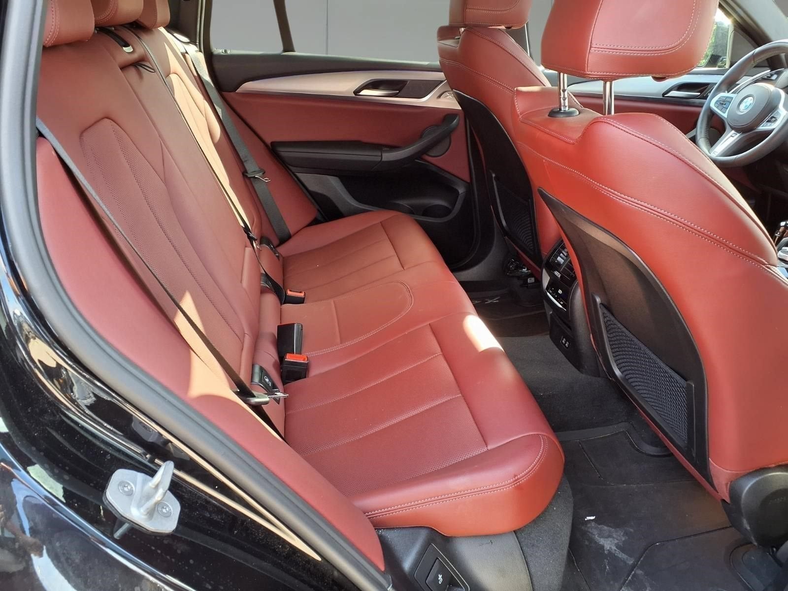 2025 BMW X4 xDrive30i