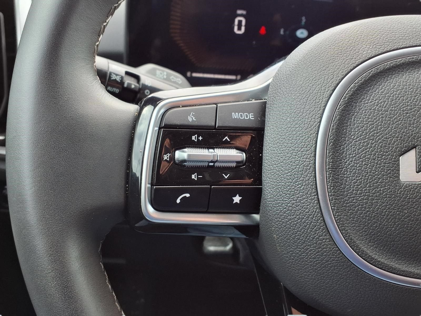2025 Kia Sorento EX