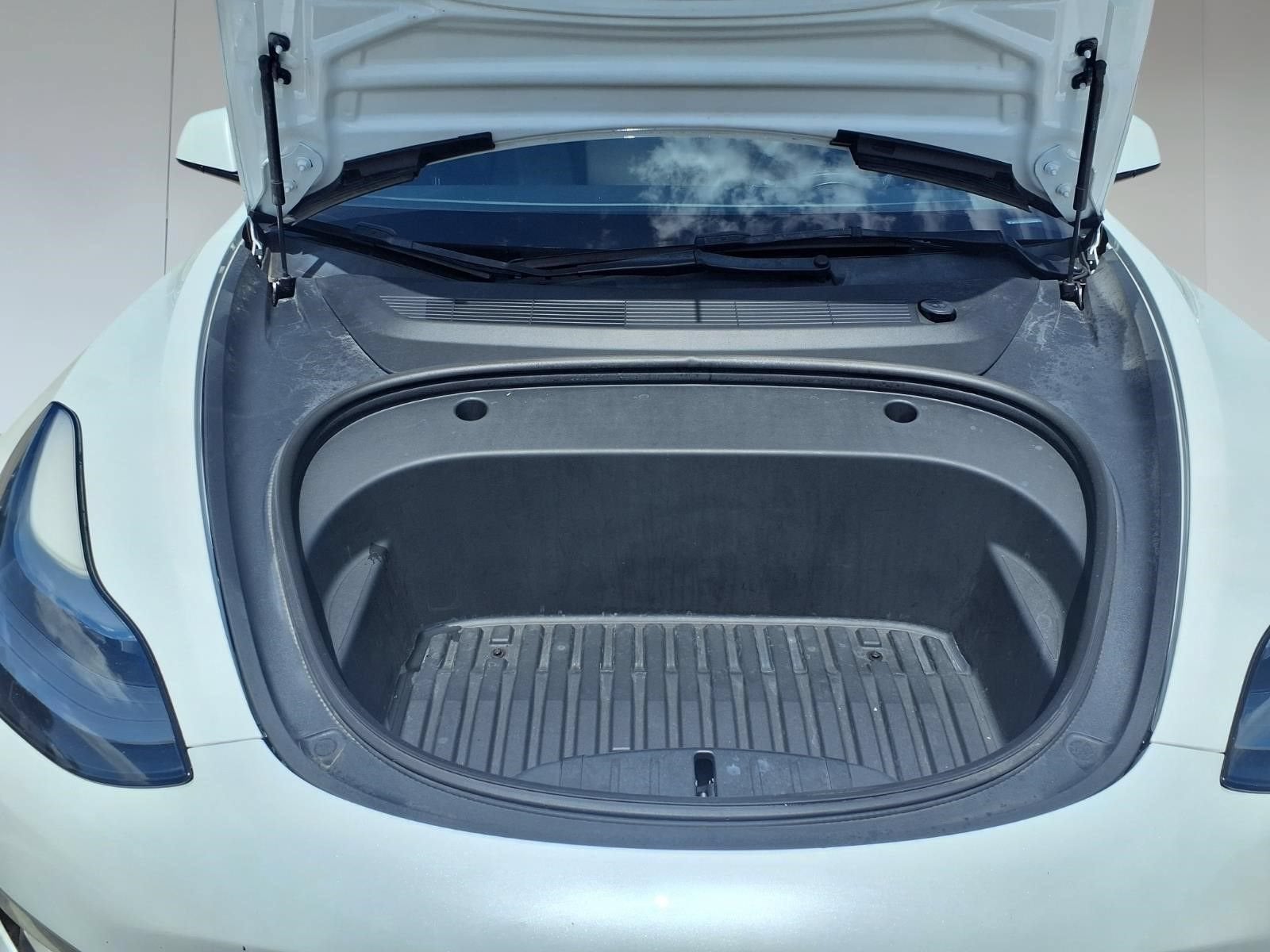 2023 Tesla Model 3 NA