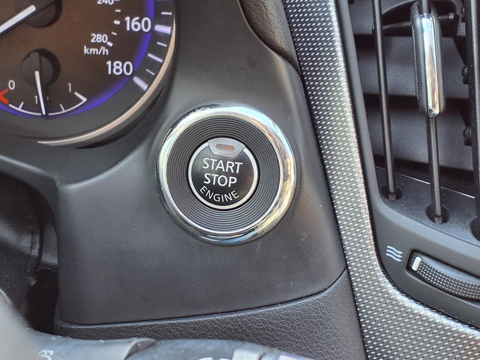 2015 INFINITI Q50 Premium