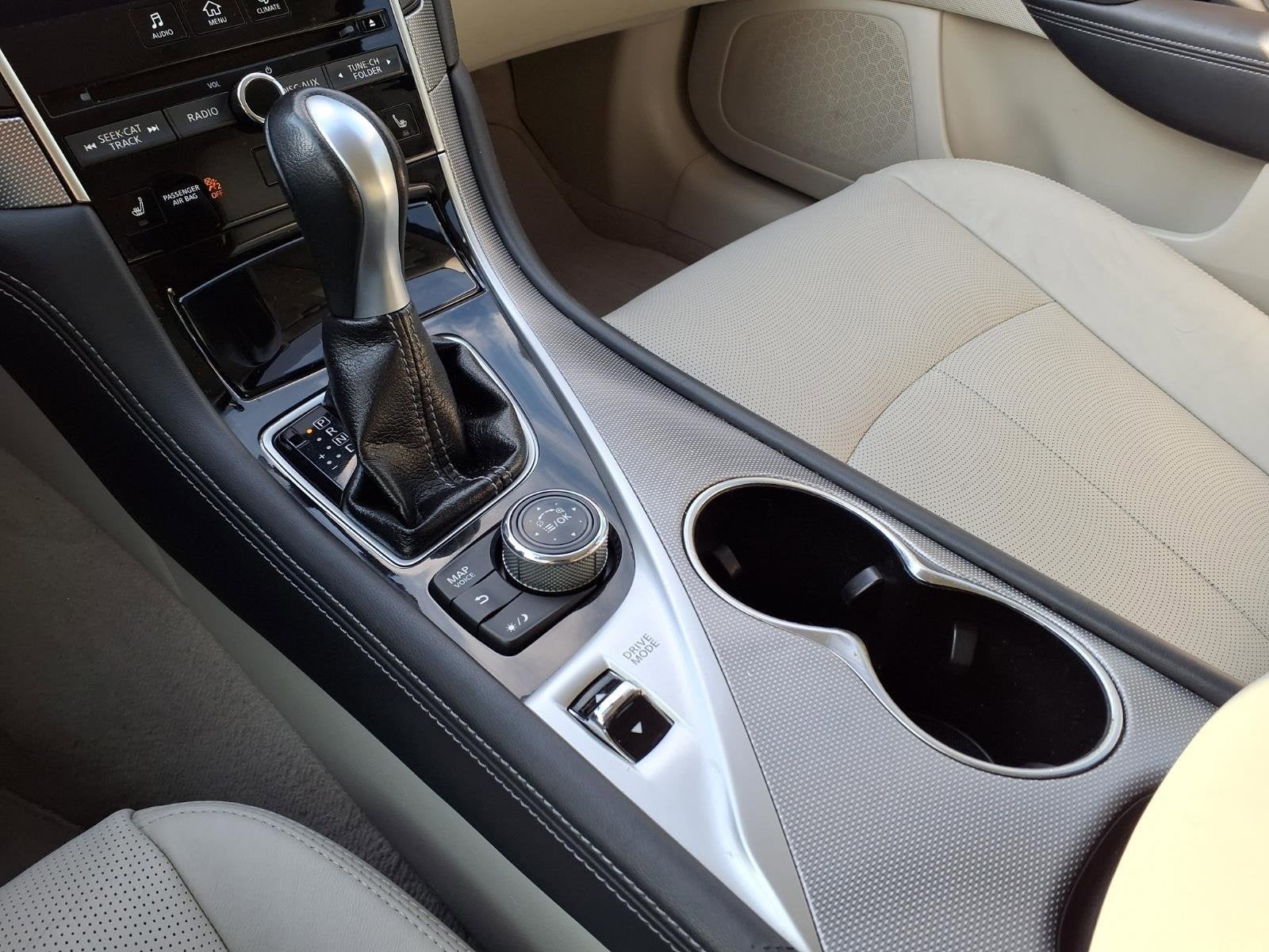 2015 INFINITI Q50 Premium