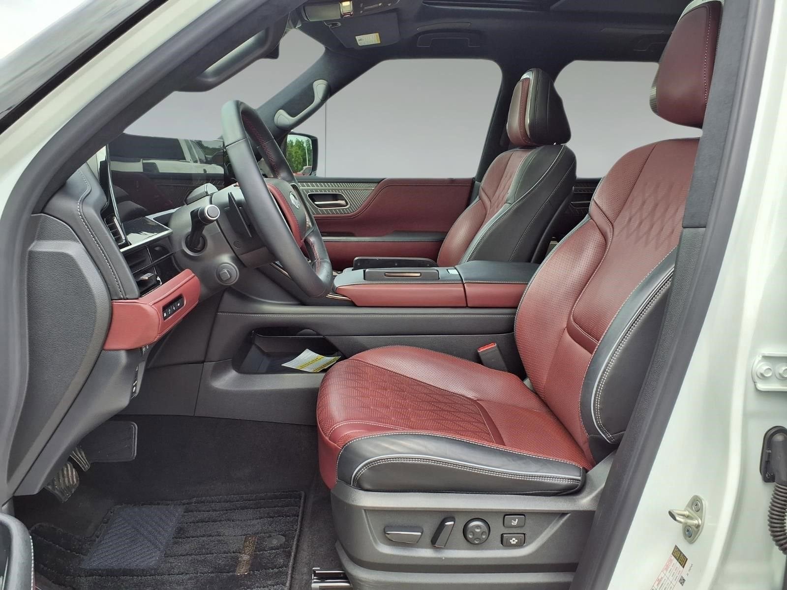 2025 INFINITI QX80 AUTOGRAPH