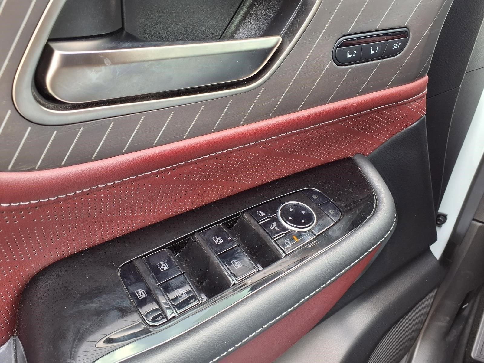 2025 INFINITI QX80 AUTOGRAPH