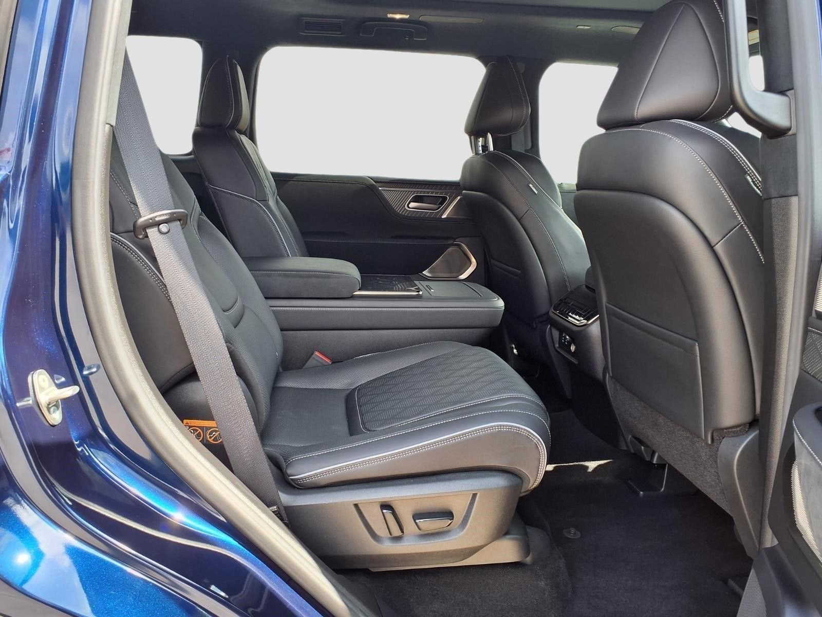 2025 INFINITI QX80 AUTOGRAPH