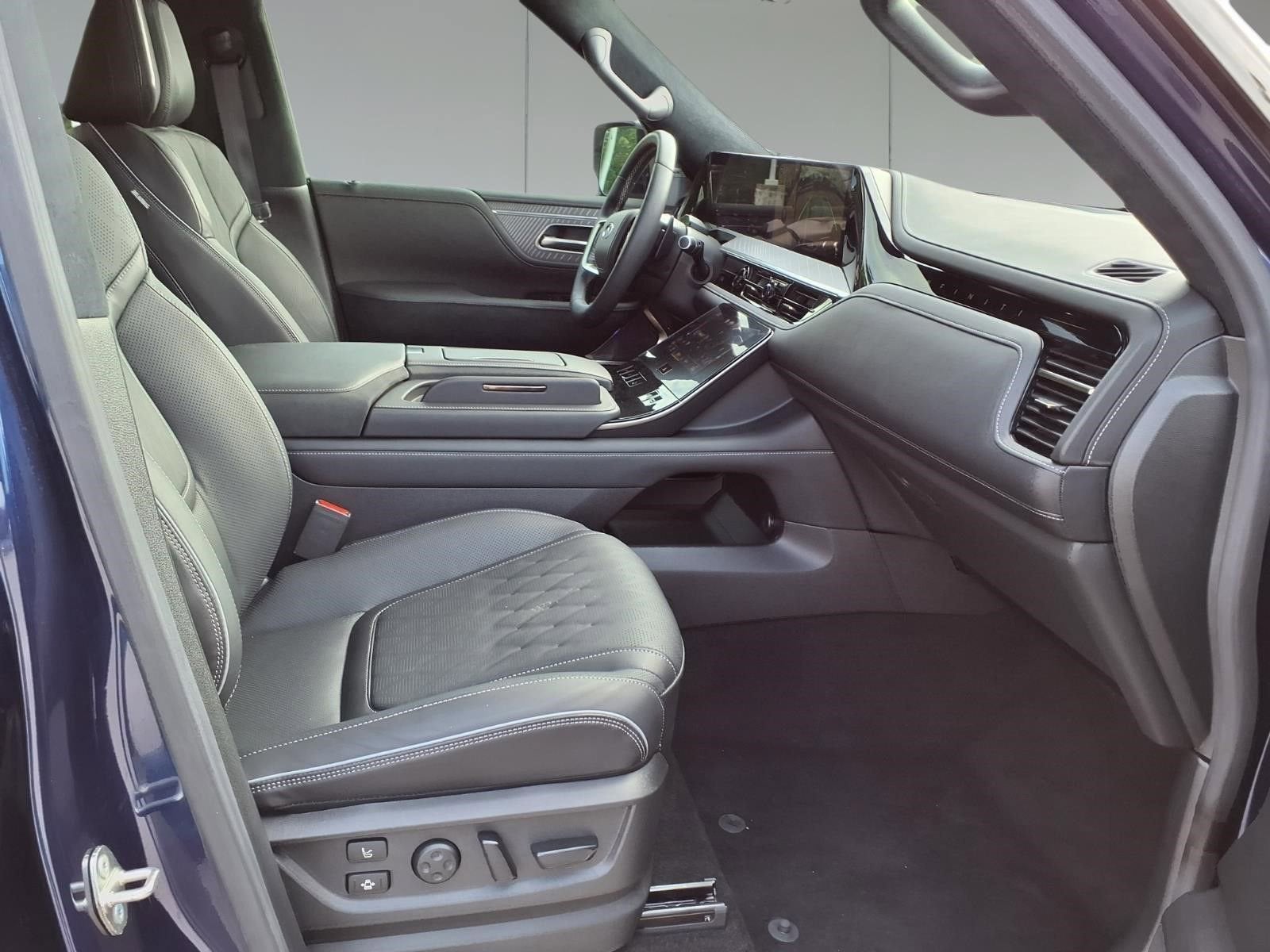 2025 INFINITI QX80 AUTOGRAPH
