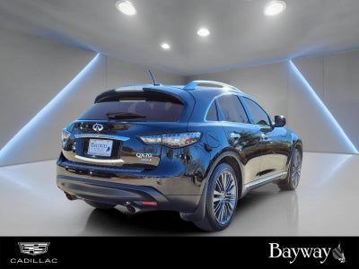 2017 INFINITI QX70 NA