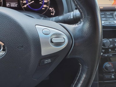 2017 INFINITI QX70 NA