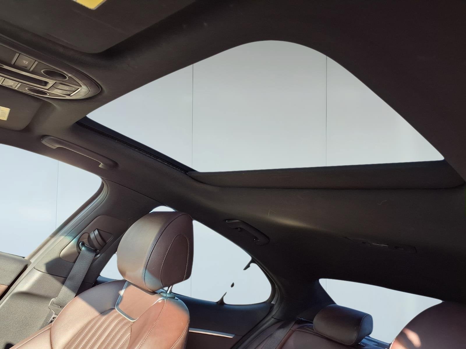 2022 Genesis G70 2.0T