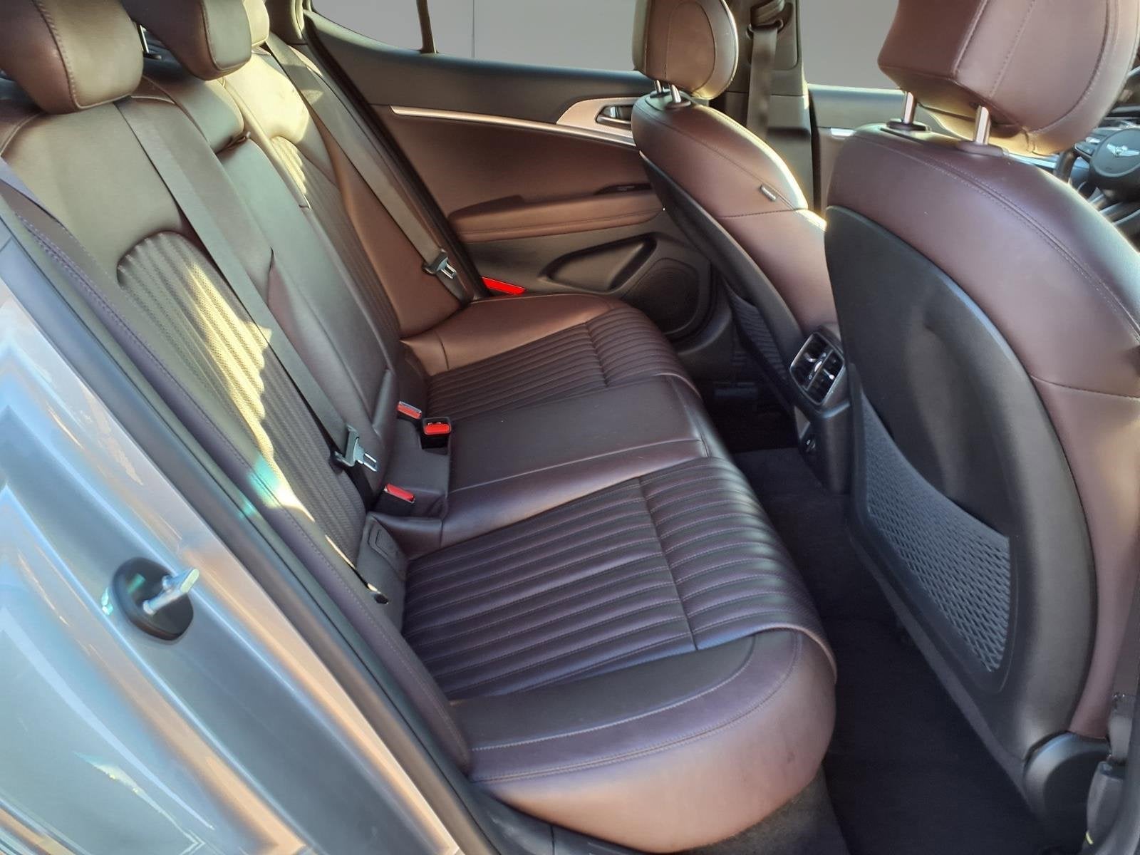 2022 Genesis G70 2.0T