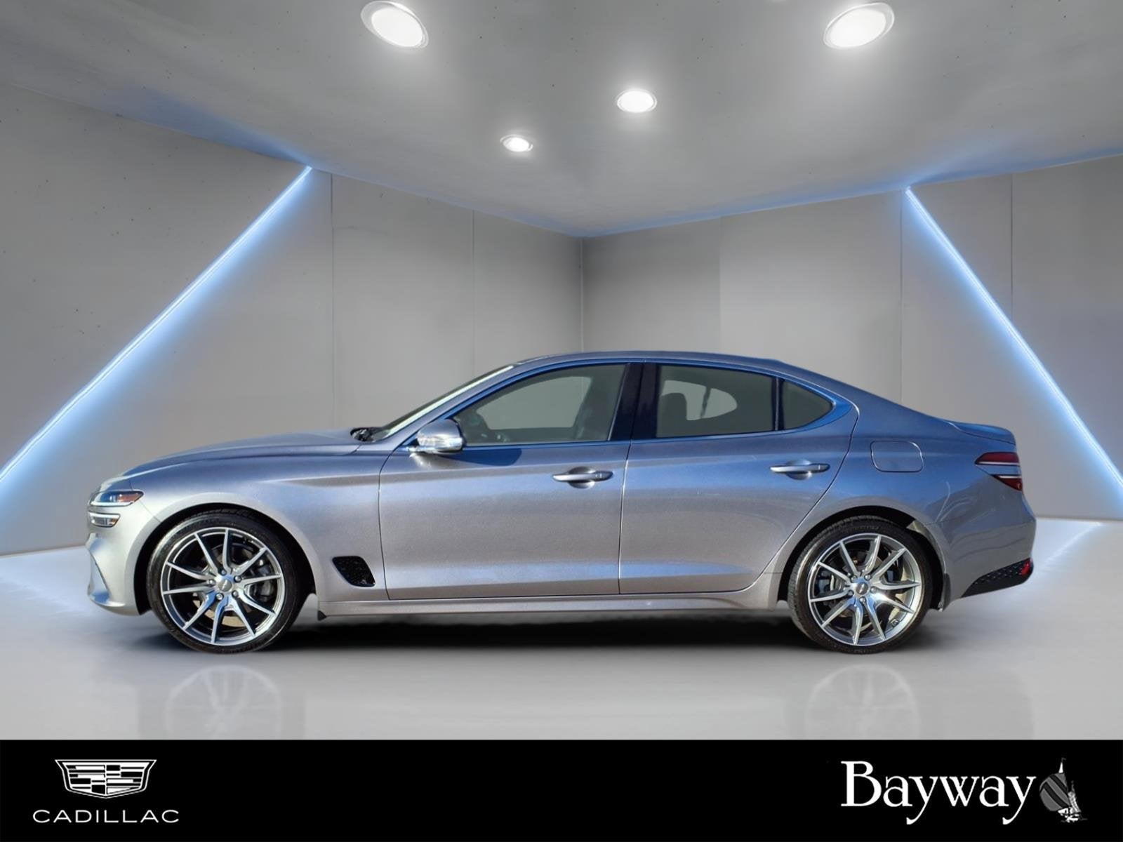 2022 Genesis G70 2.0T