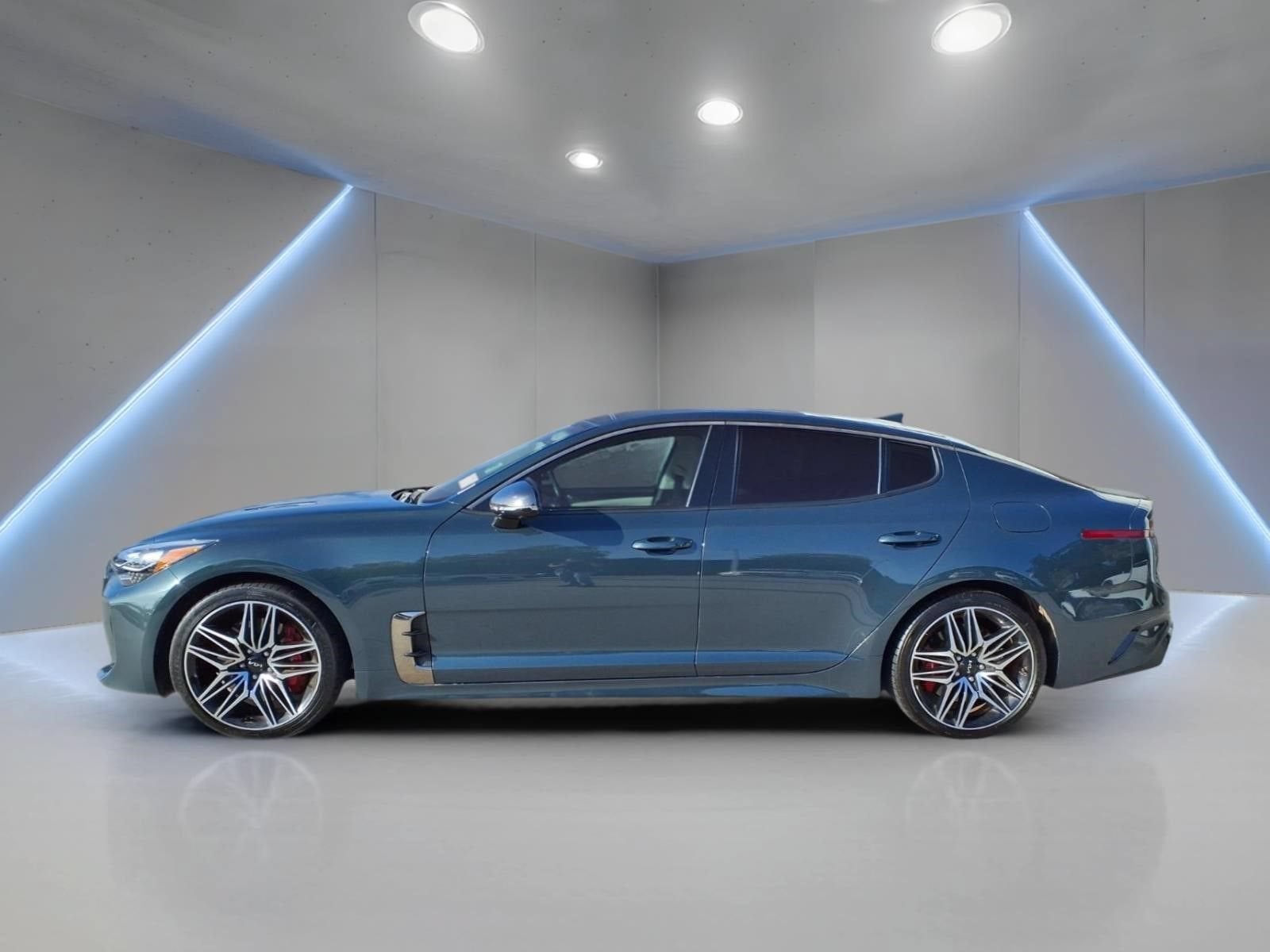 2022 Kia Stinger GT2