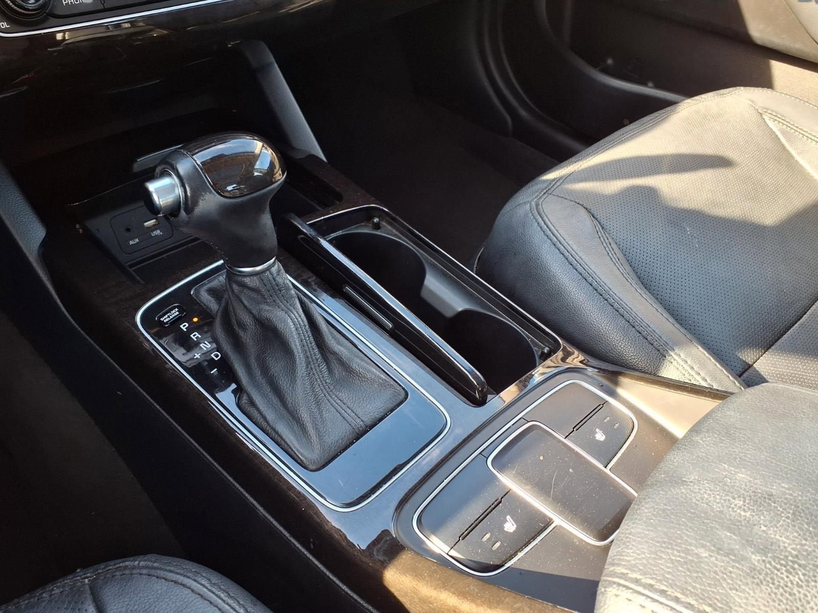 2016 Kia Cadenza Premium