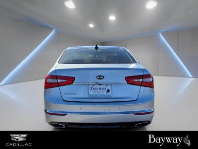 2016 Kia Cadenza Premium