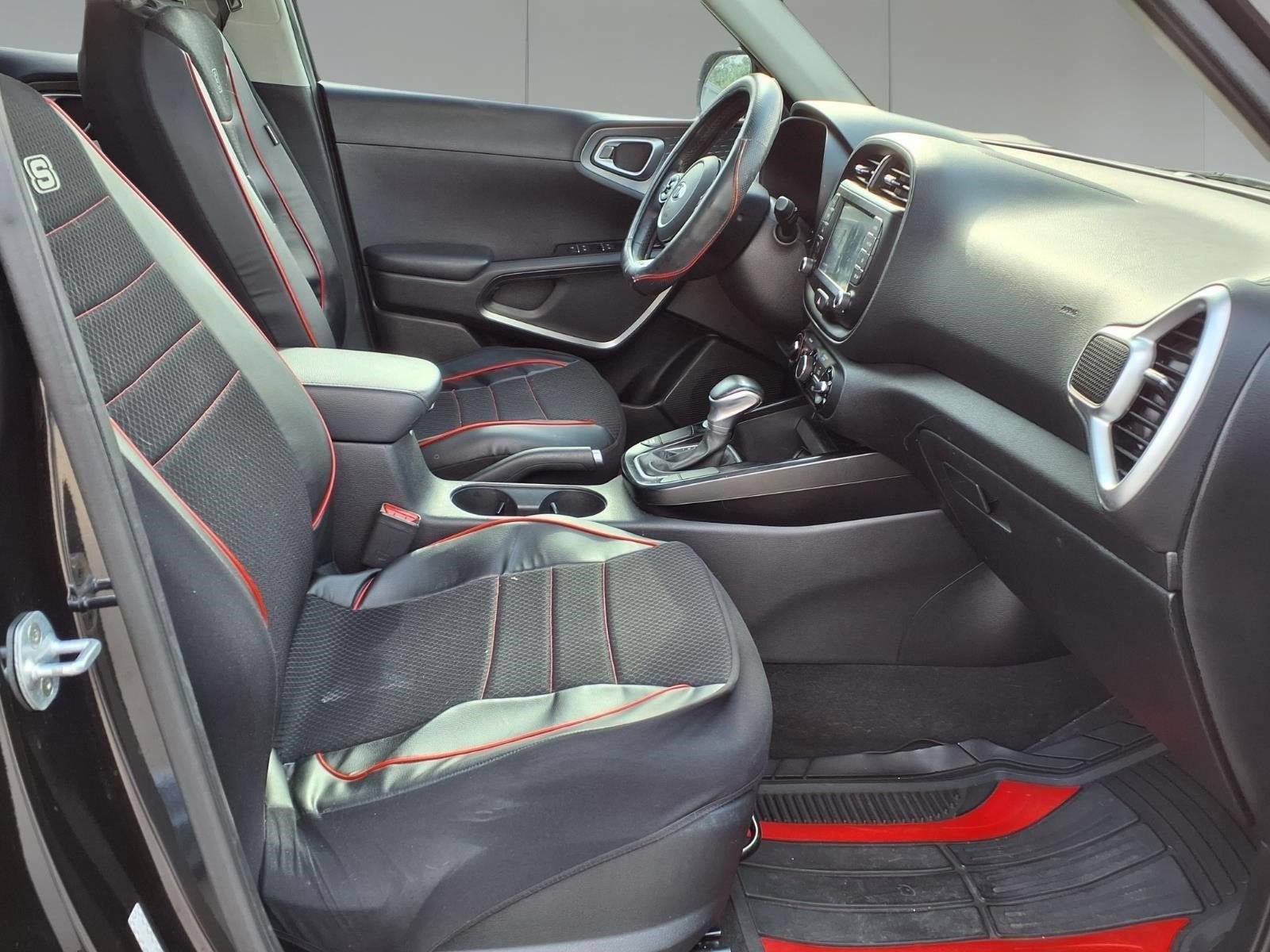 2020 Kia Soul GT-Line