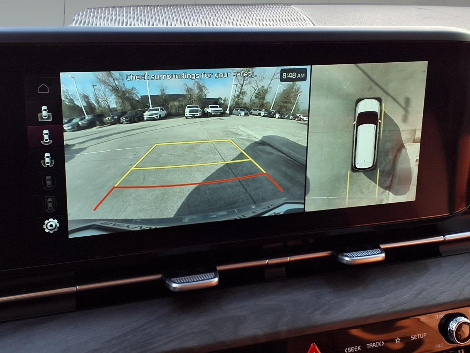 2024 Kia Carnival SX