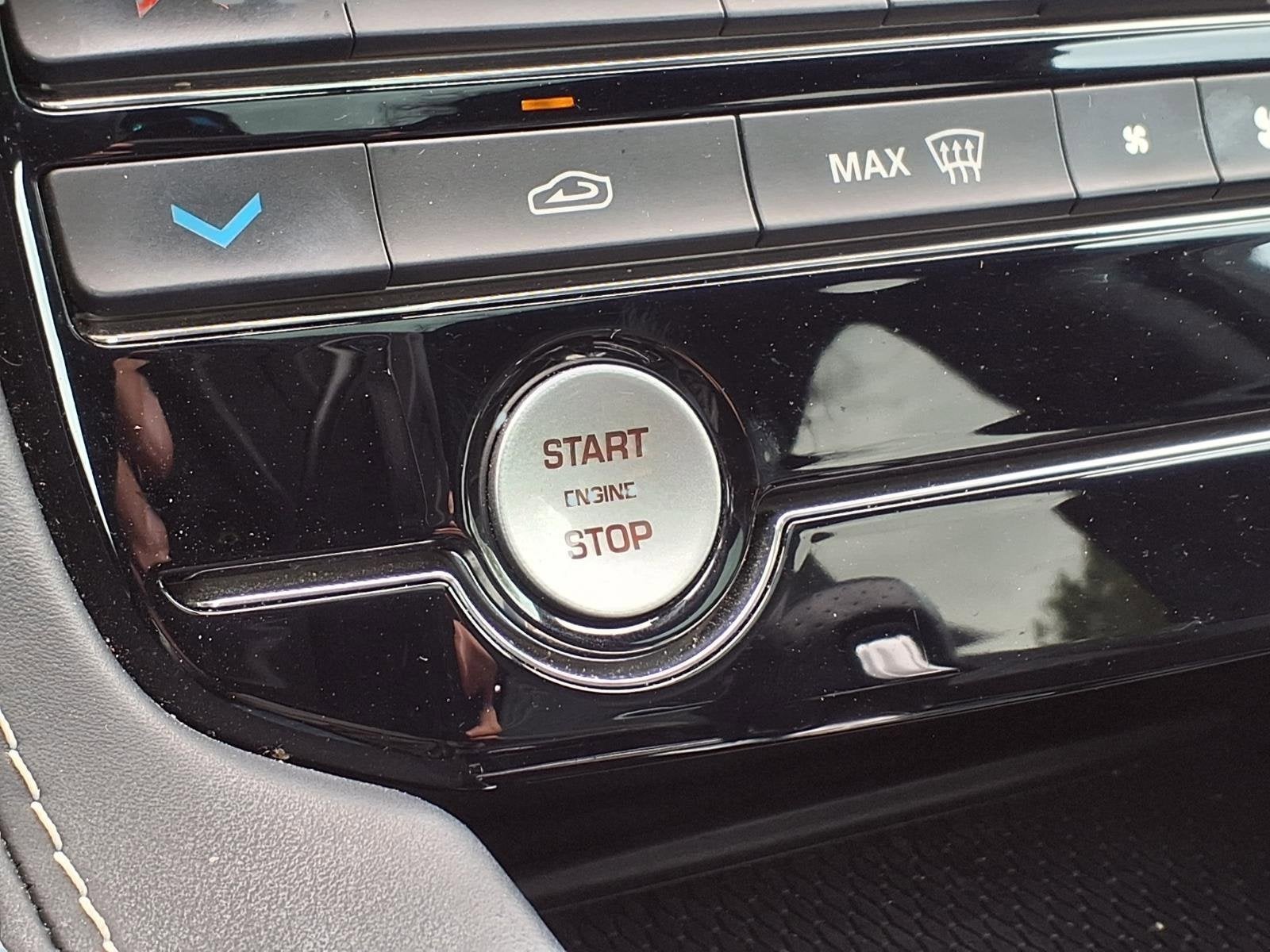 2020 Jaguar F-PACE SVR