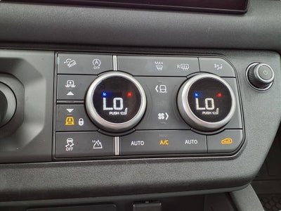 2023 Land Rover Defender X-Dynamic SE