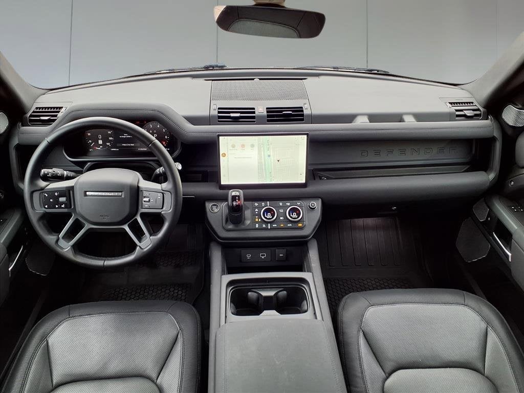 2023 Land Rover Defender X-Dynamic SE