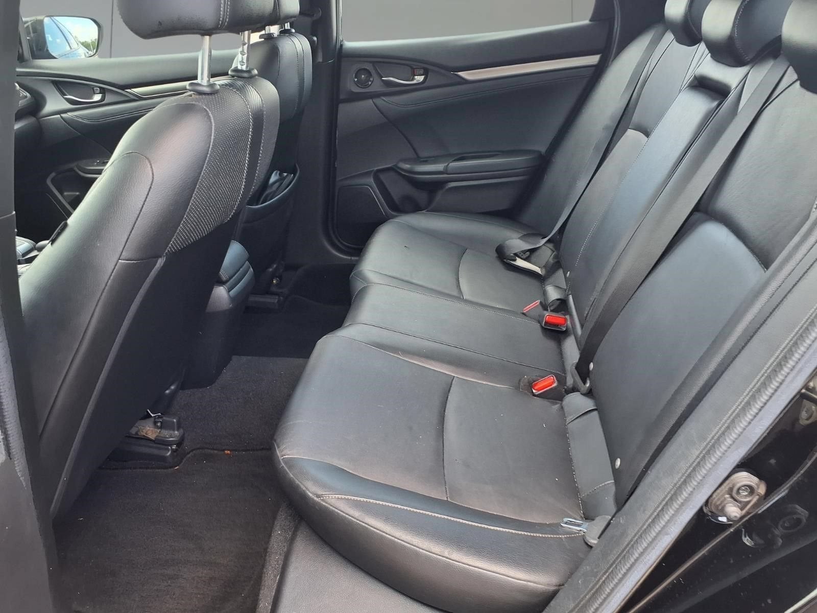2017 Honda Civic Hatchback EX-L Navi