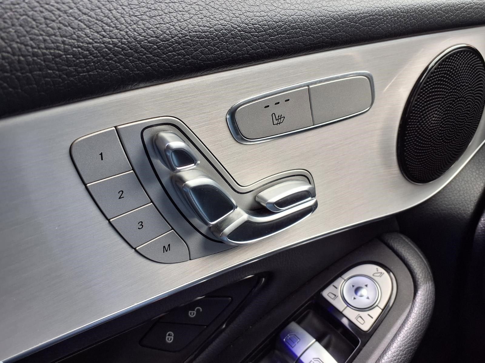 2021 Mercedes-Benz GLC GLC 300