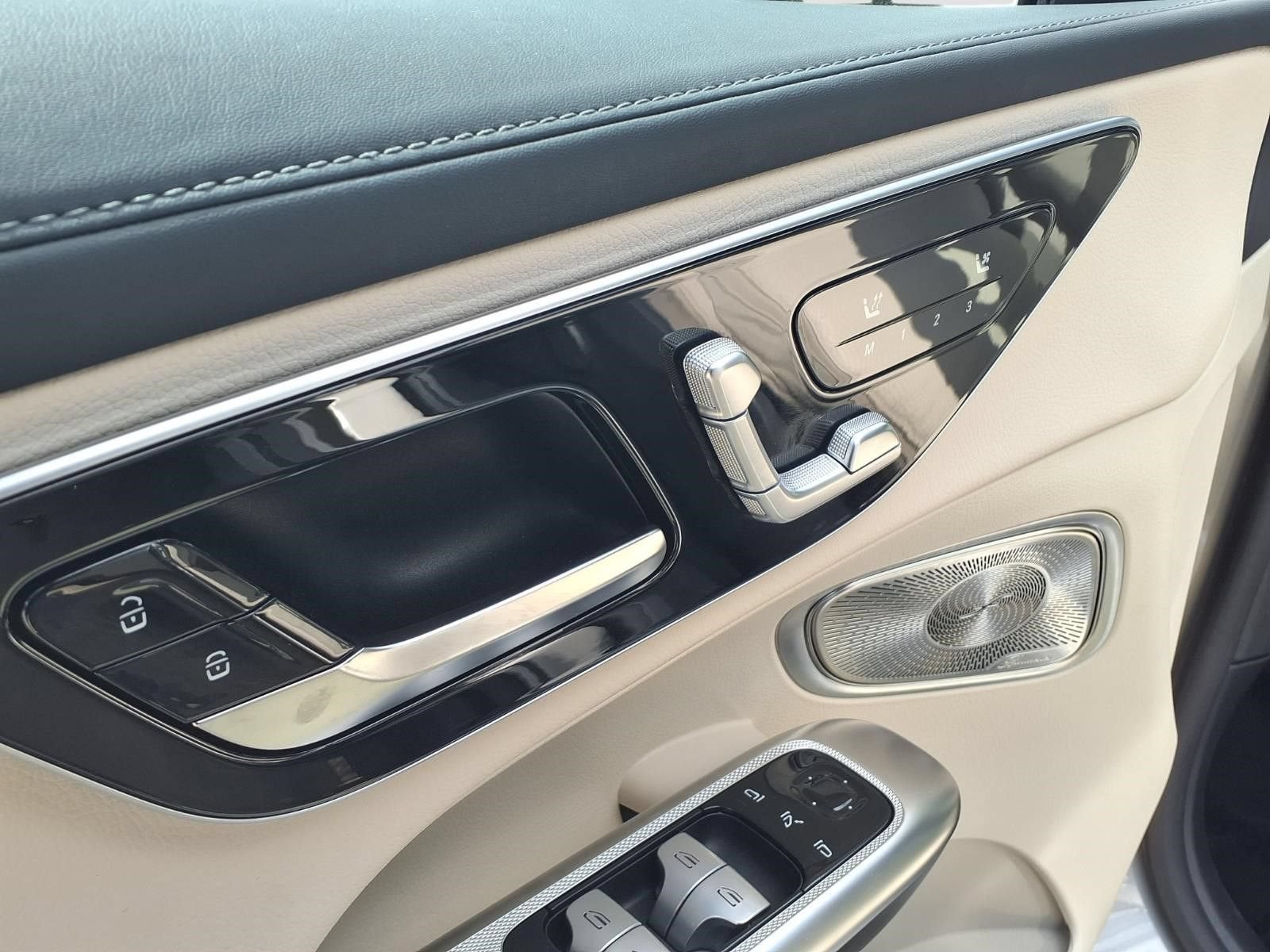 2024 Mercedes-Benz GLC GLC 300