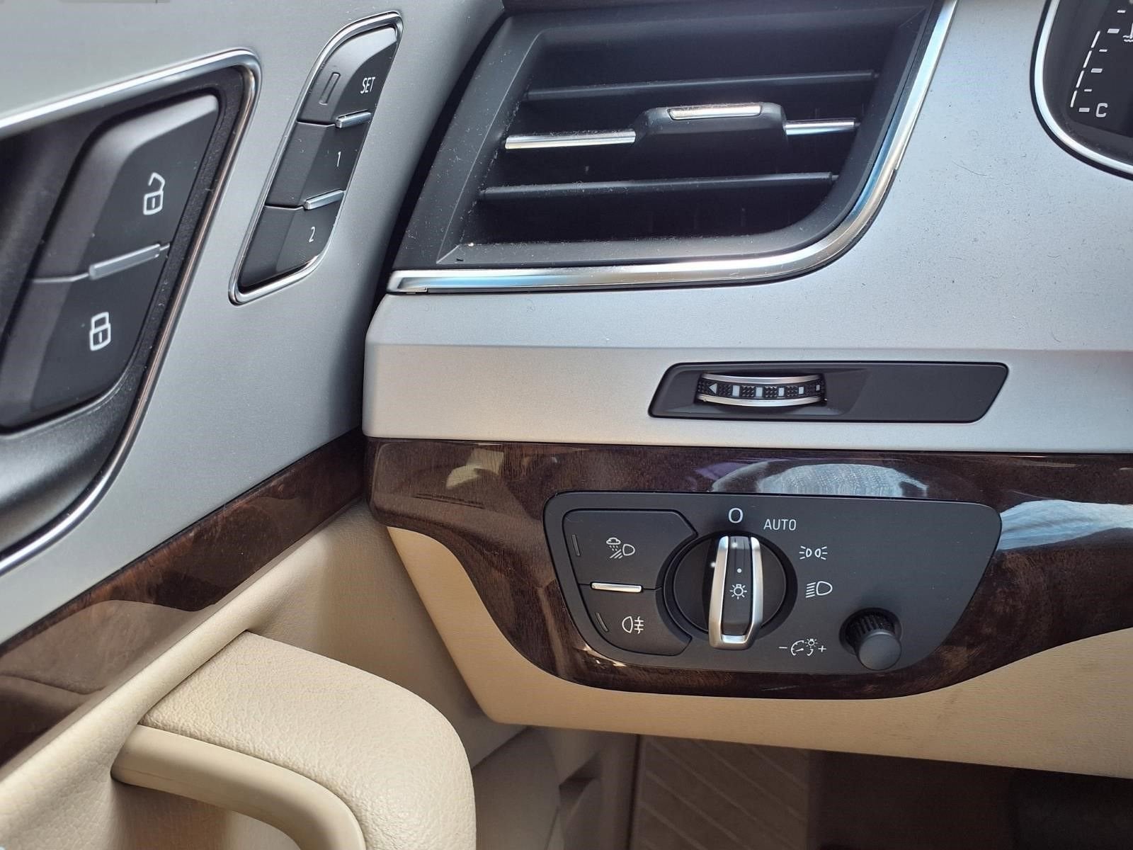 2019 Audi Q7 Premium Plus