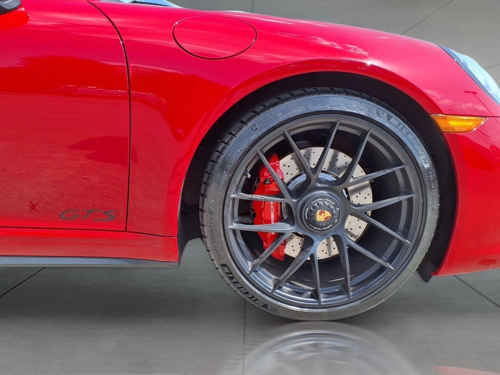 2019 Porsche 911 Carrera S