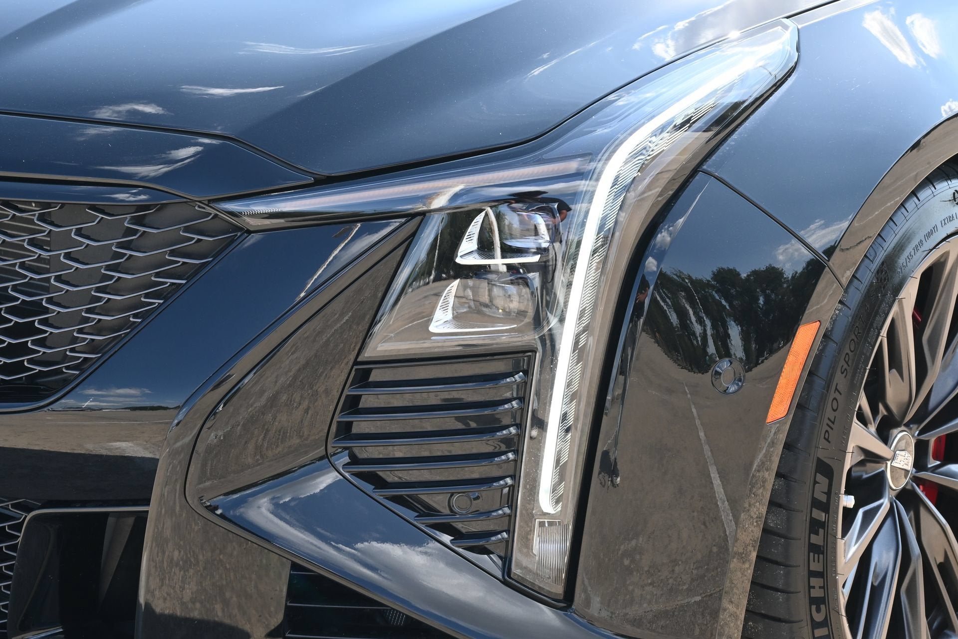 2025 Cadillac CT5-V V-Series Blackwing