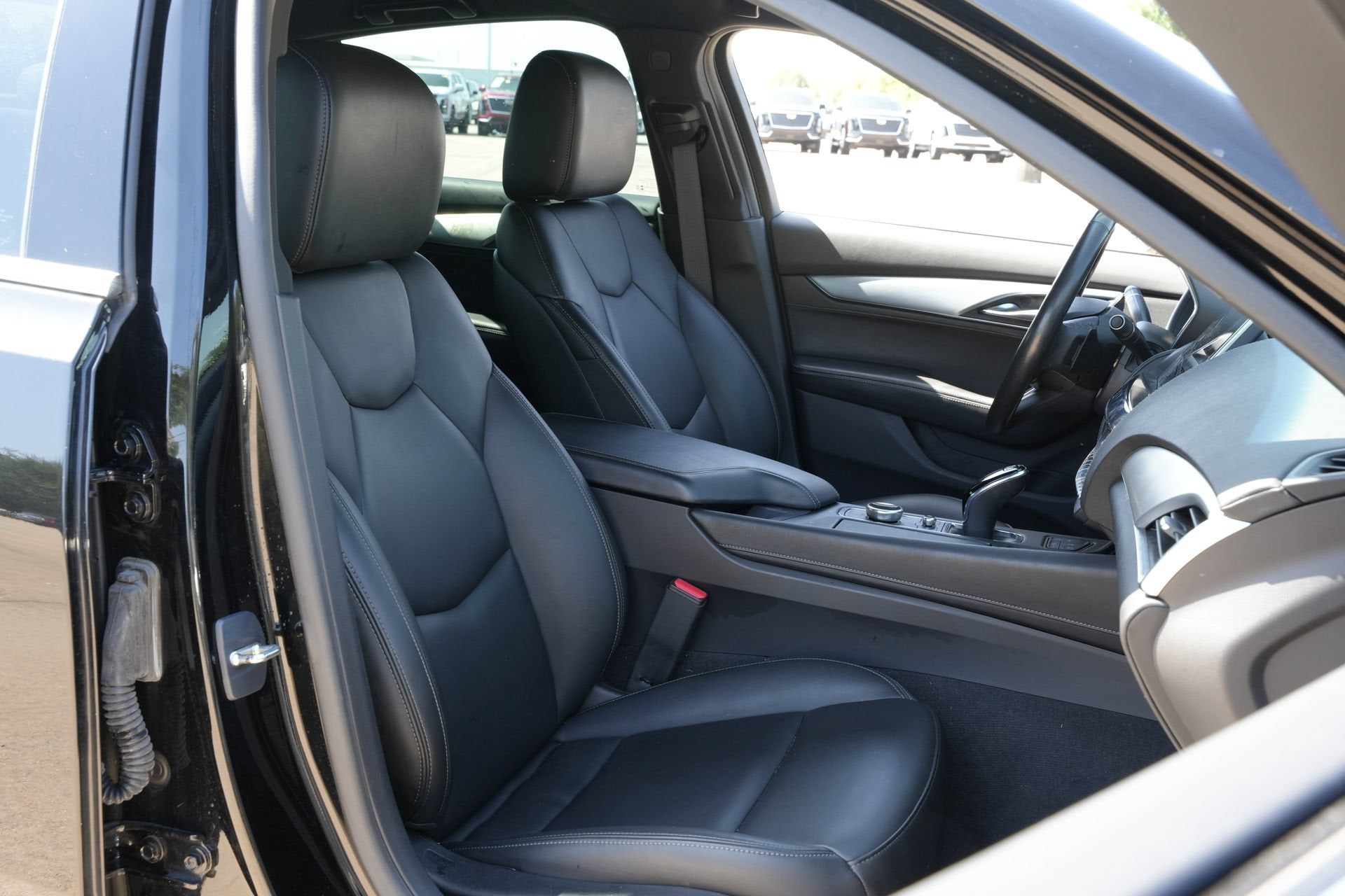 2023 Cadillac CT5 Luxury