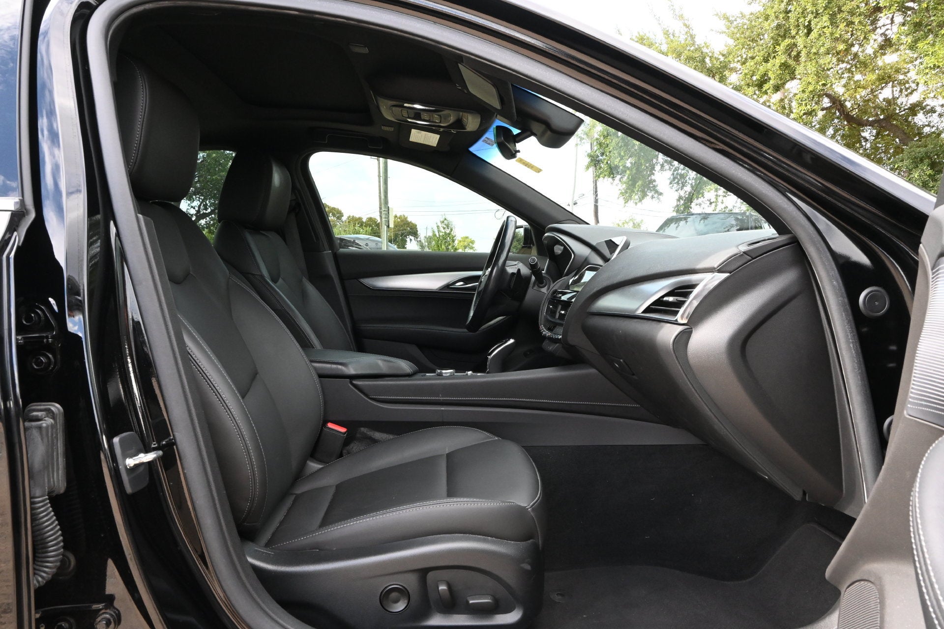 2023 Cadillac CT5 Luxury
